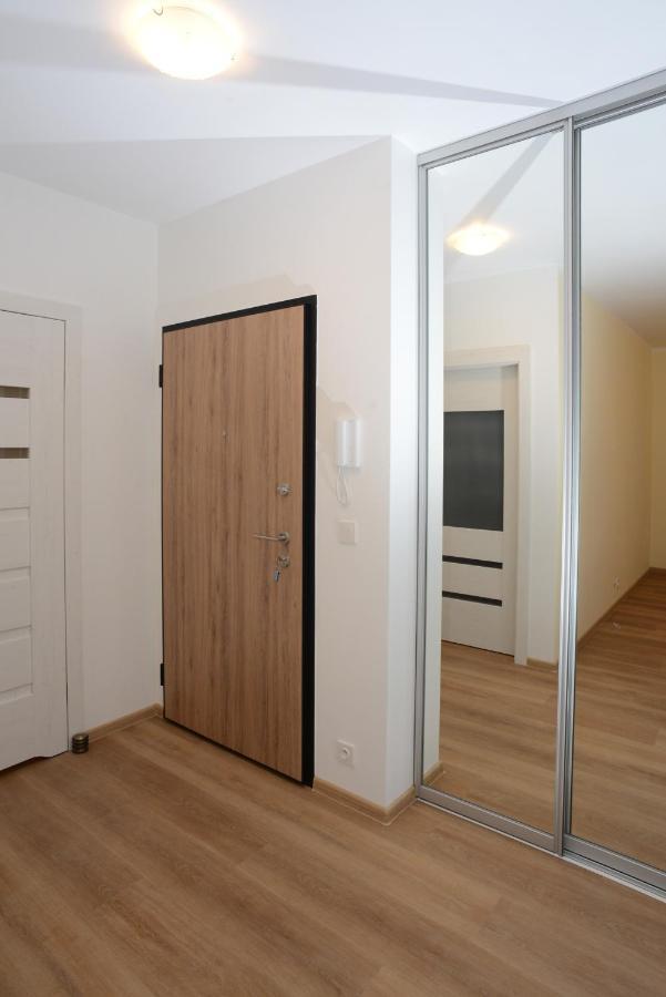 Mieszkanie Zielony Targowek Varsóvia Exterior foto
